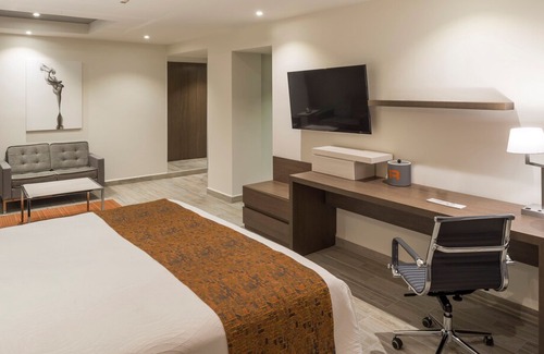Celaya Hotel | Real Inn Celaya