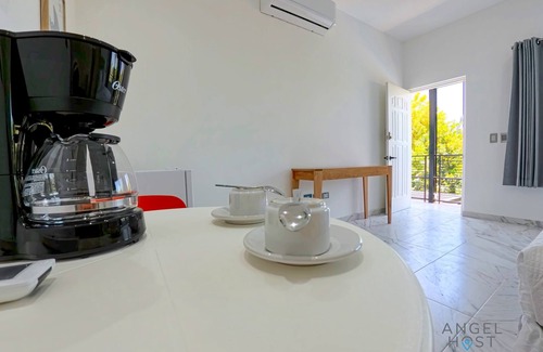 La Paz Apartment | Shared Pool Oasis | Near Malecón | BBQ | Wi-Fi