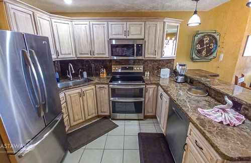 Sandy Beach Condo | Sonoran Spa W102 - 2 BR Next to the Pool, High Speed Wi-Fi - Beachfront Ground Floor Luxury Condo