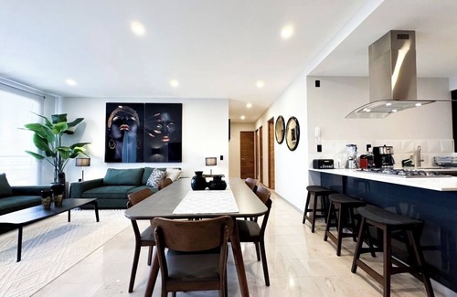 Juriquilla Apartment | Spacious 3-bedroom apartment with WiFi, fitness room in charming Juriquilla