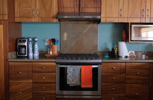 Emiliano Zapata Apartment | Spacious Beachfront Penthouse - perfect location!