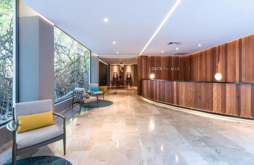 Downtown Apartment | STUNNING OCEAN VIEW APARTMEnT