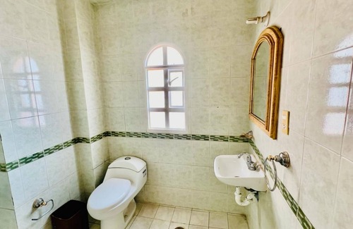 Oaxaca Hostel | Taj Mahal Hostal And Restaurant