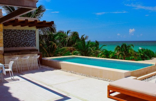 Miramar House | Therasia Luxury beachfront retreat