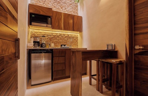 Ruta Independencia Apartment | Ti-Ladeé. Pool & AC – Walk to Historic Sites