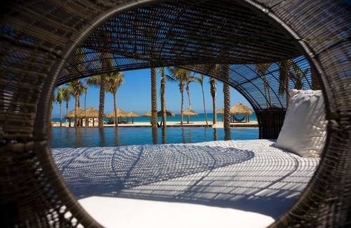 Zona Hotelera Condo | Top-Rated Cabo Luxury Resort 2BR w/ WiFi, Resort Spa & Pool