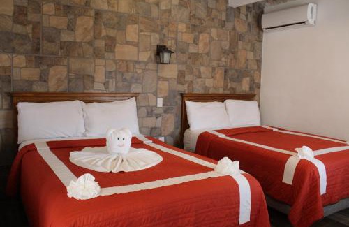 Lomas de Mazatlan Hotel | Venados Inn