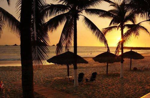 Ixtapa Villa | Villa ∙ 3 bedrooms ∙ 8 guests