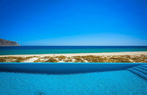 Los Frailes Villa | Villa ∙ 6 bedrooms ∙ 16 guests