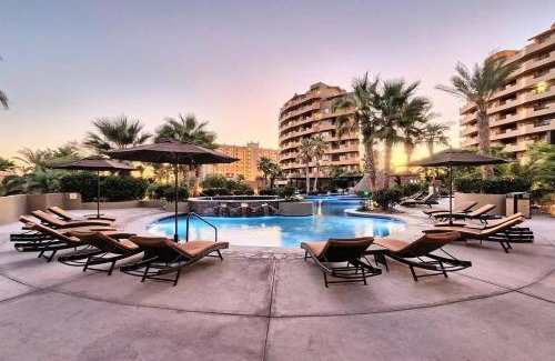 Sandy Beach Villa | Villa Catalina at Bella Sirena - Private Jacuzzi - On the water