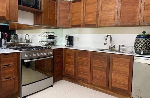 Playa Diamante Villa | Villa Cinco Acapulco Diamante a few steps away from the sea to see the best sunset in the world