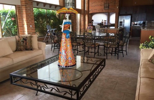 Chantepec Cottage | Villa Colibrí spectacular view of the lake we use 100% renewable energy