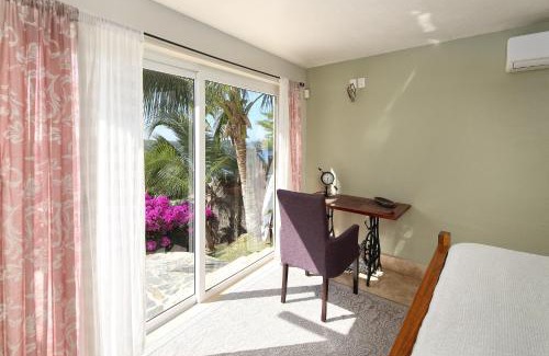 North End Villa | Villas Piedra Blanca