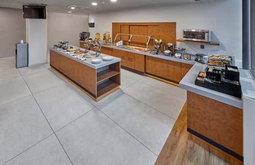 Zona Paseo Montejo House | Walk to Everything from Your Mérida Marriott City Express Rooms - 4 Units