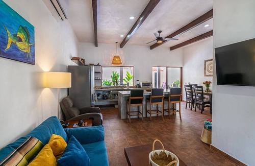 Emiliano Zapata House | Your own Private Oasis with Heated Saltwater Pool! 5 minute walk to beach/town