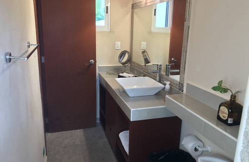 Alfredo V. Bonfil Bed & Breakfast | YurInn