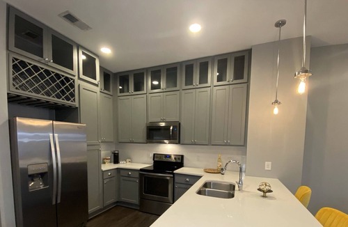 North Decatur Apartment | 1 BD/ Emory