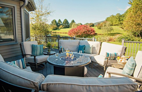 Castleton House | 10 Person House with Private Hot tub on Spectacular Rural Estate