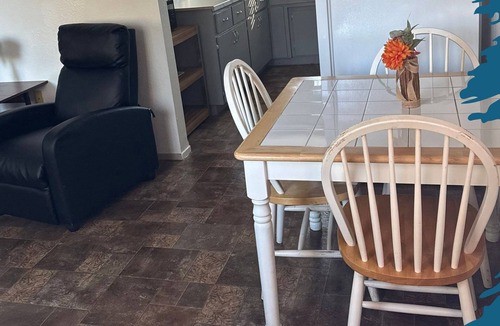 Brownsville Hotel | 11 - 1 king, 1 full, 1 queen, 2br, 1ba suite