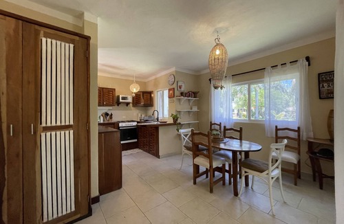 Playa del Secreto Villa | 2 Bdrs. Villa with Pool & Beach 100 mt, Air Conditioning ,Wi-fi, Chef & Staff