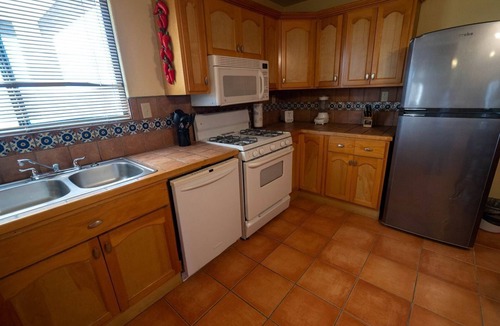 El Dorado Ranch House | 2 bed/2bath - family vacation home in beach resort