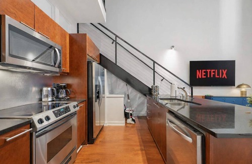 Atlantic Station Area Apartment | 2 Bed Loft with Balcony and City Views