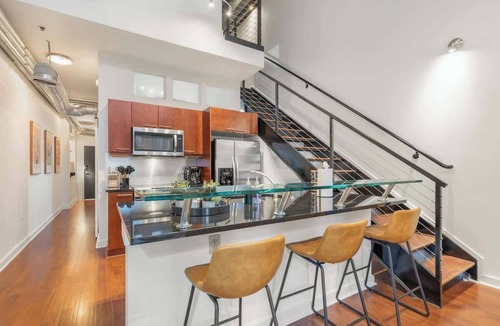 Atlantic Station Area Apartment | 2 Bed Loft with Balcony and City Views