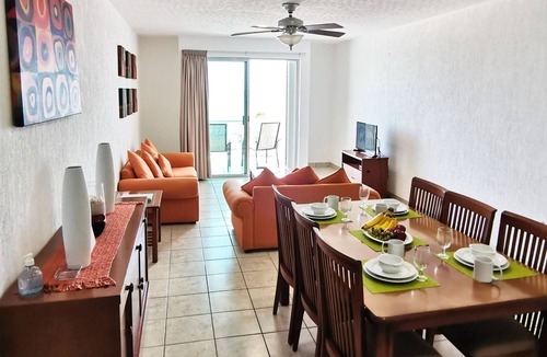 Akumal Condo | 2 Bedroom (3 beds) Beachfront Condo Akumal 201