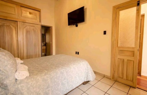 Historic Centre Resort | 2359 m² Private room ∙ 1 bedroom ∙ 2 guests