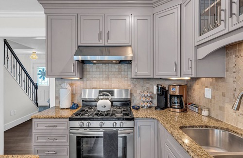 Lake Como House | 2Blocks 2Beach | Free Coffee | Linens+Towels | AC