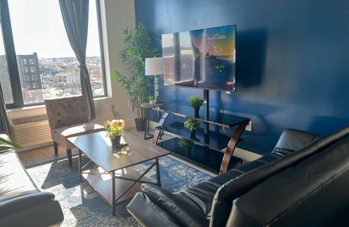 Elizabeth Apartment | 2BR apt next to EWR c01k
