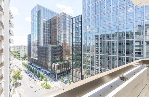 Crystal City Apartment | 2BR Urban Oasis DC Access with Lux Comforts