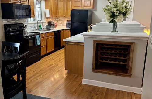 Centre Hall House | 3BR Near Penn State, King Bed, Fast WiFi, Easy Access To 322