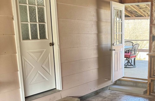 Centre Hall House | 3BR Near Penn State, King Bed, Fast WiFi, Easy Access To 322