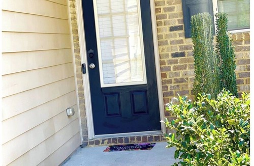 Cliftondale House | 4-BDRM nearby stadium Airport Downtown ATL Six Flags Wolf Creek Concerts
