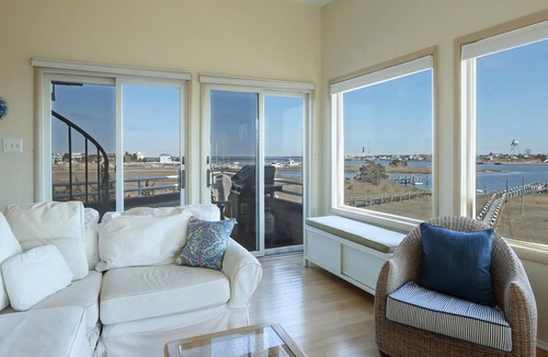 High Bar Harbor House | 4 bedroom accommodation in High Bar Harbor