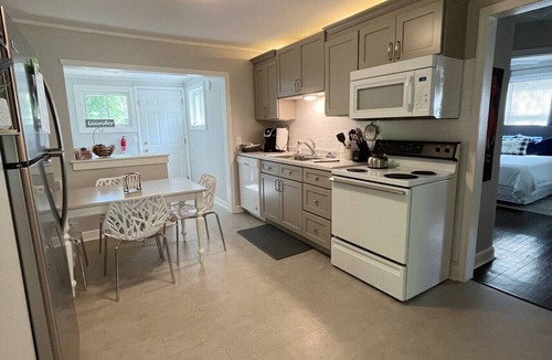 Rosewood House | 4 miles USC/Ft Jackson -The Nest