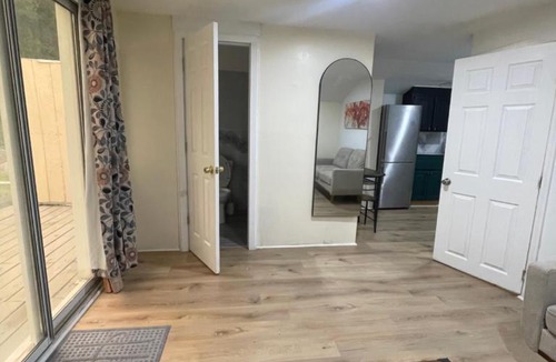 Paterson House | 400 sq ft Quiet Private Area
