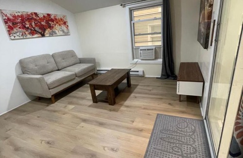 Paterson House | 400 sq ft Quiet Private Area