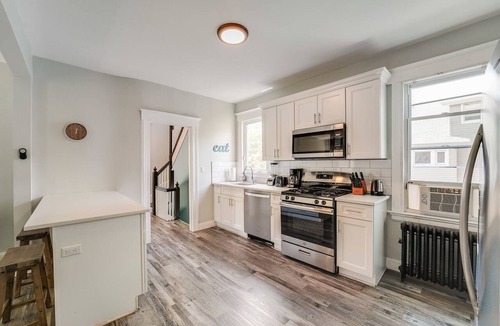 Montclair Apartment | 4BR/2BA Duplex Apt in Downtown Montclair w/Parking