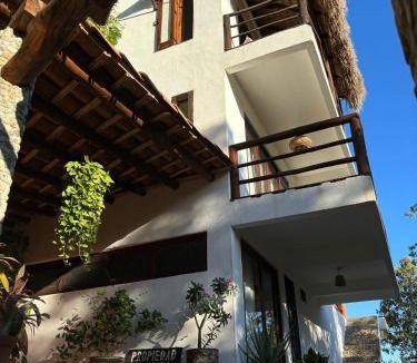 Puerto Angel House | 500 m² House ∙ 3 bedrooms ∙ 8 guests