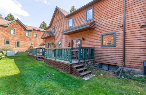 Jackson House | 523 S Cache