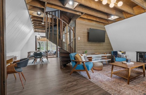 Crivitz Cabin | A-Frame, Mid-Century Mod Design In The Woods!🌲🏘️