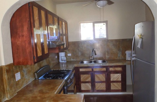 Los Barriles Apartment | A short walk to the beach !