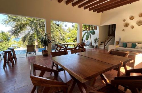Playa Las Gatas House | A Son de Mar - Playa Las Gatas acceso por mar