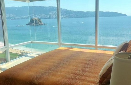 Costera Acapulco Apartment | Acogedor depto con playa en la bahía