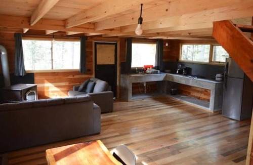 Pueblo Nuevo Cabin | Acogedora Cabaña del bosque Parque La Pirámide