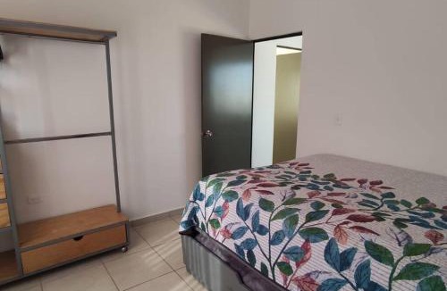 Mazatlan House | Acogedora casa 3 cuartos 2 baños en privada con alberca