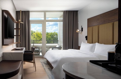Forest Hills Hotel | Ada Hotel