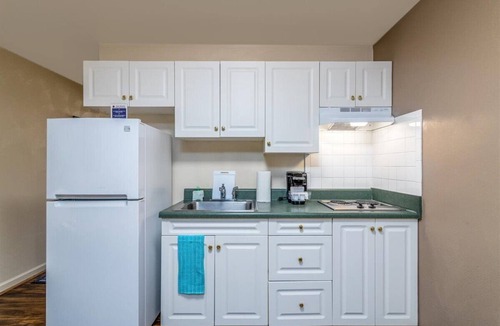 Salem Hotel | Affordable Corporate Suites of Salem